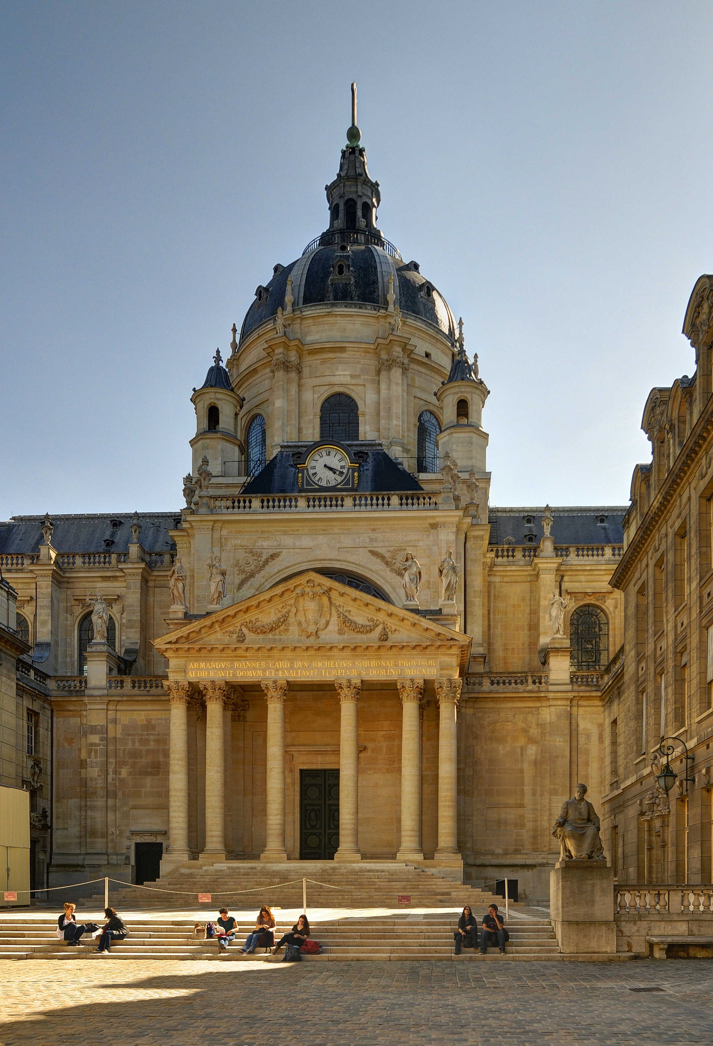 Étudiants Collaborant